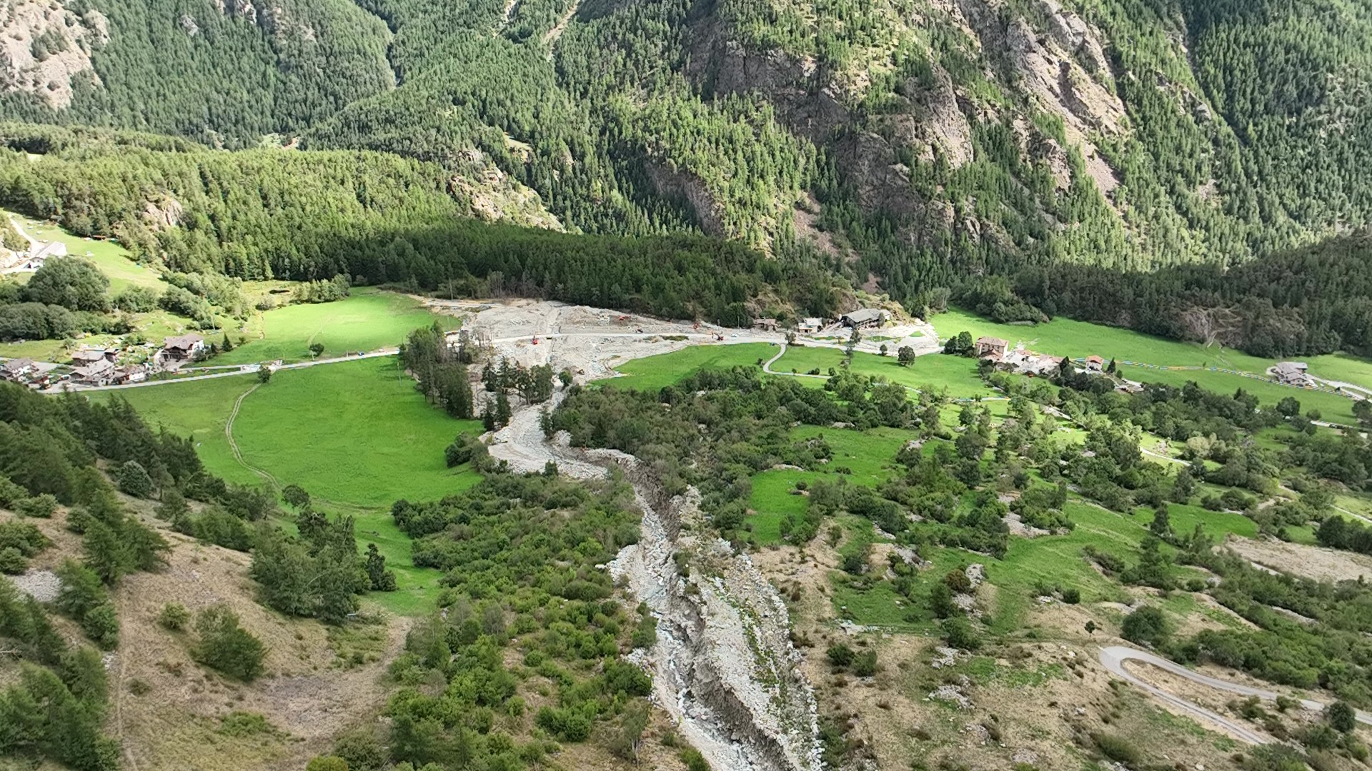 Topographic and LiDAR survey of an Alpine fan located in the municipality of Oyace following a debris flow